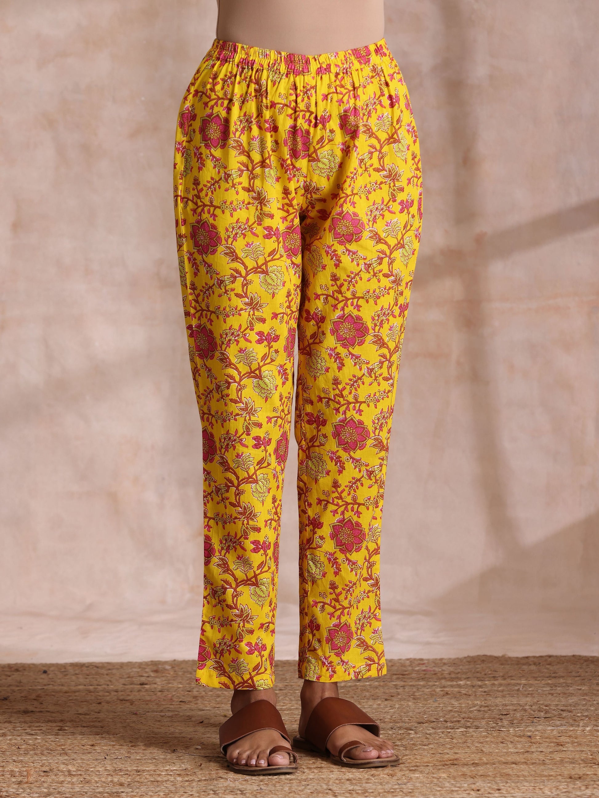 trueBrowns Sunshine Yellow Overall Floral Block Print Cotton Kurta Pant Dupatta Set | Swadesiicart