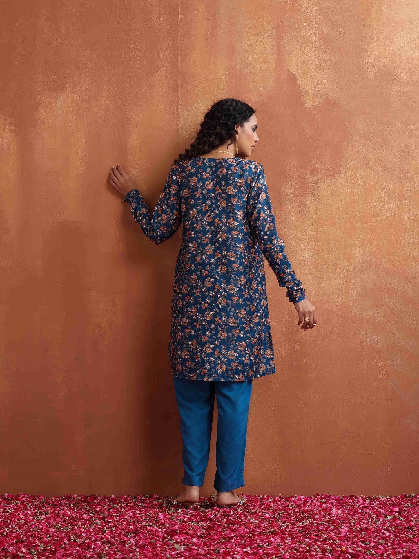 trueBrowns Blue Print Kurta Co-ord Set - Swadesiicart