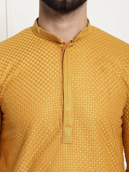 Sojanya Geometric Embroidered Thread Work Pure Cotton Straight Kurta | Swadesiicart