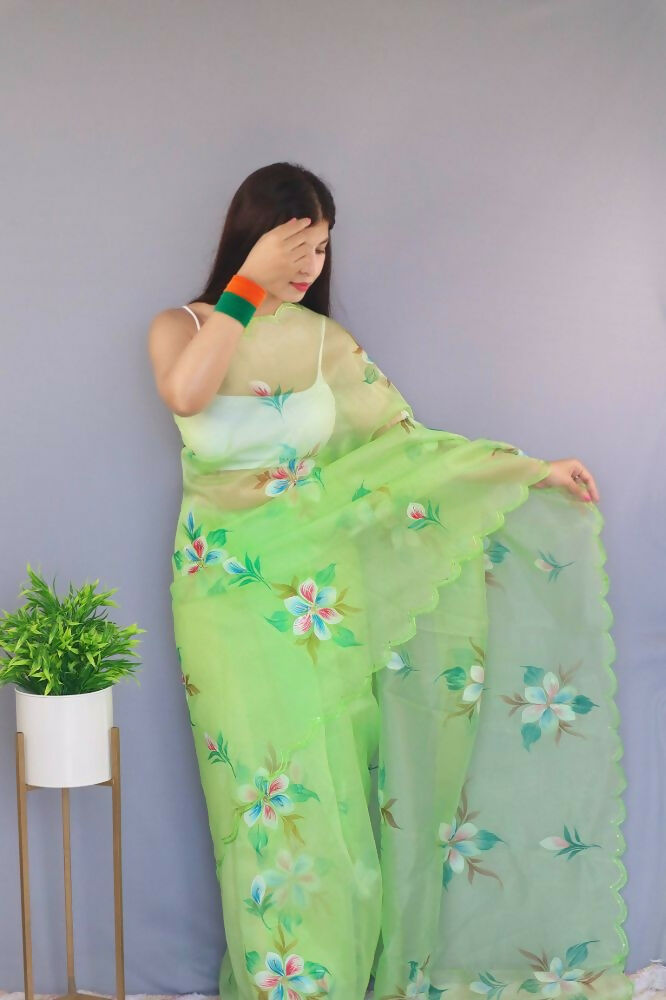 Vamsee Urmila Green Organza Saree - Swadesiicart