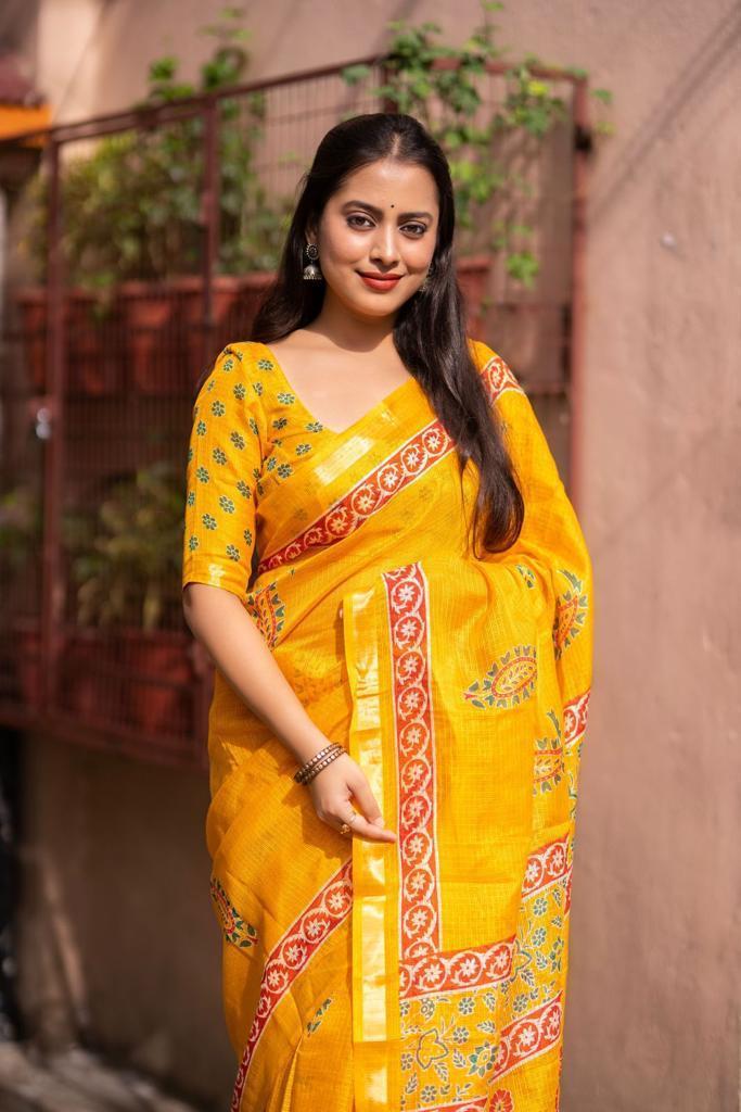 Mustard Silk Blend Geometric Saree with Unstitched Blouse - Hiral Fashion | Swadesiicart