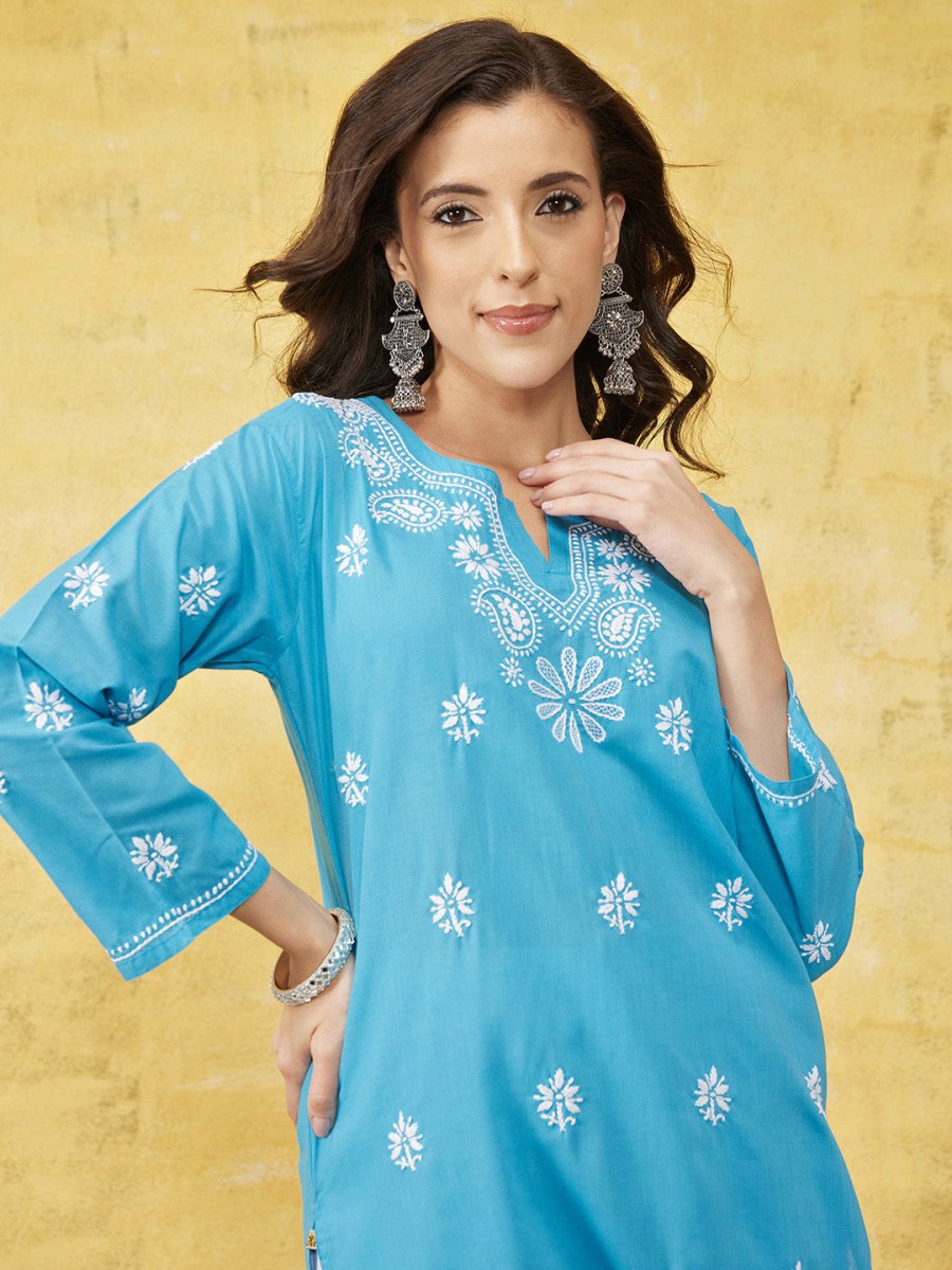 ADA Ethnic Motifs Embroidered Lucknowi Chikankari Kurta | Swadesiicart