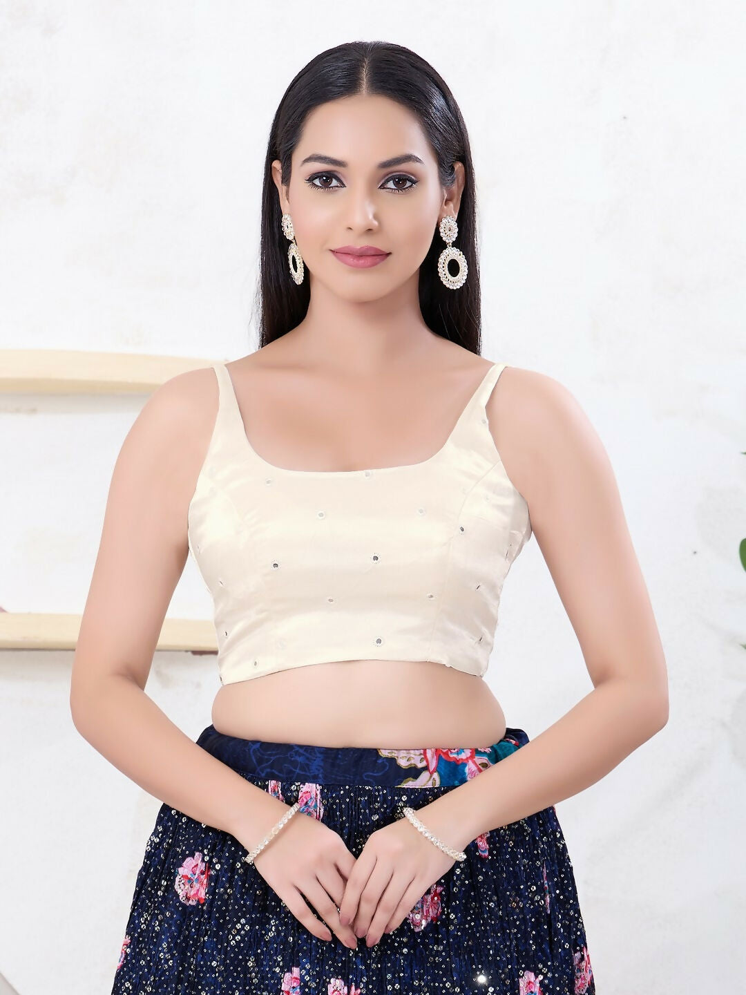 Joban Fashion Off-White Gajji Silk Sleeveless Back Open Blouse - Swadesiicart