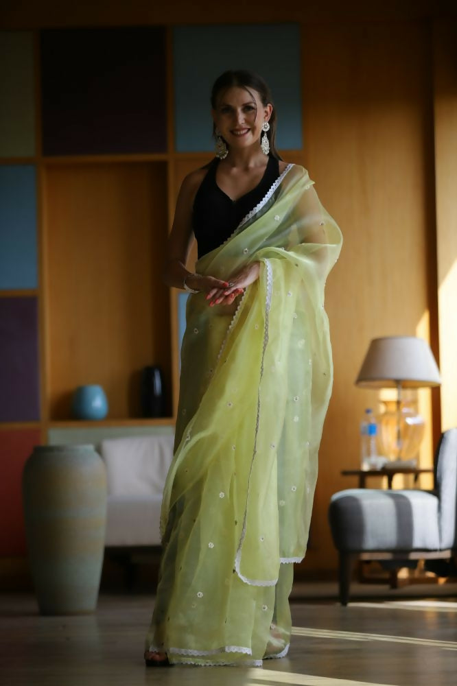 Vamsee Manbhari Yellow Organza Saree - Swadesiicart