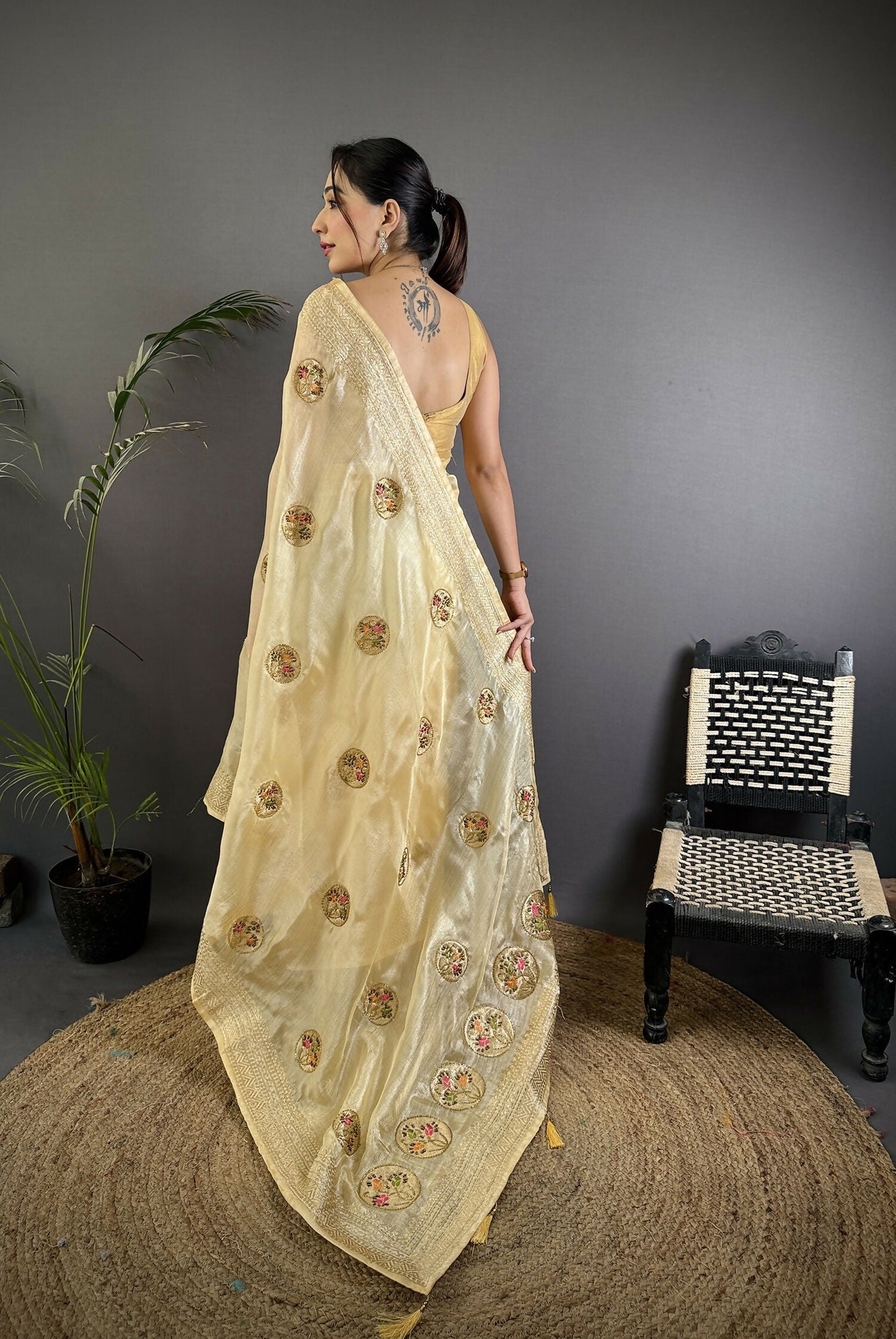 Joban Fashion Light Yellow Handloom Banarasi Organza Silk Khatali Butta Work Saree | Swadesiicart