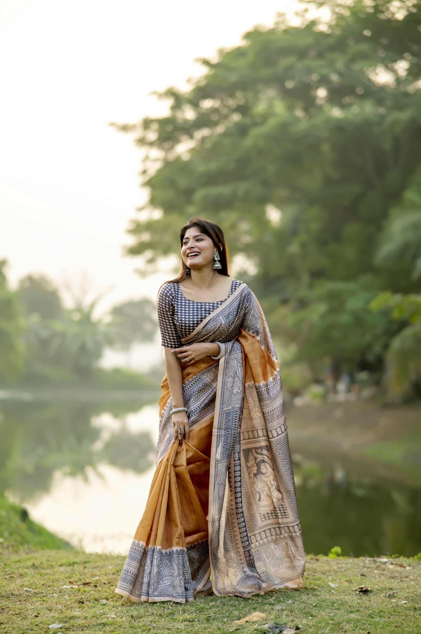 Vishnu Weaves Women's Mustard Soft Tussar Silk Saree with Blouse - Swadesiicart