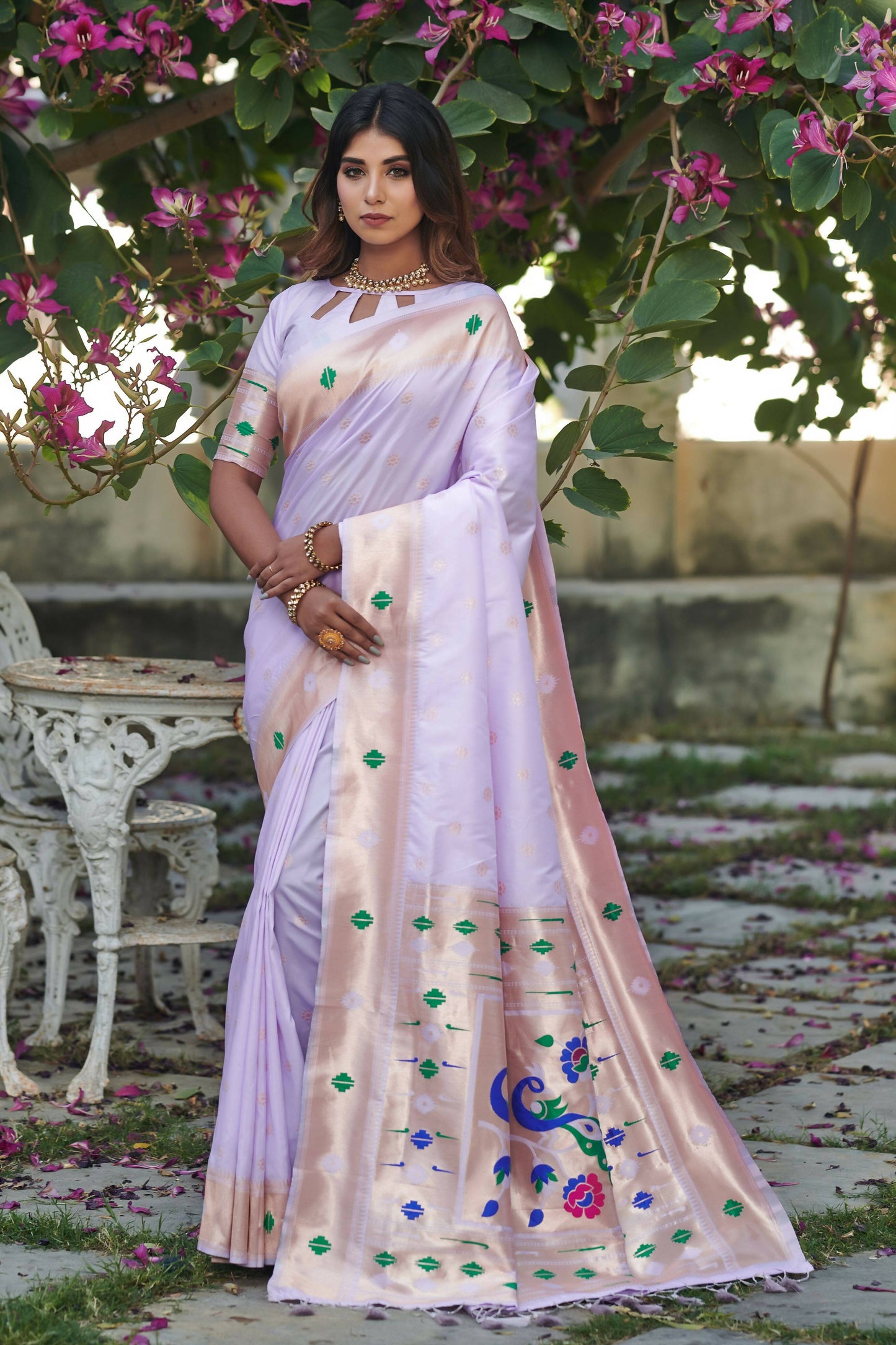Vishnu Weaves Women's Purple Banarasi Silk Zari Woven Paithani Saree with Unstitched Blouse - Swadesiicart