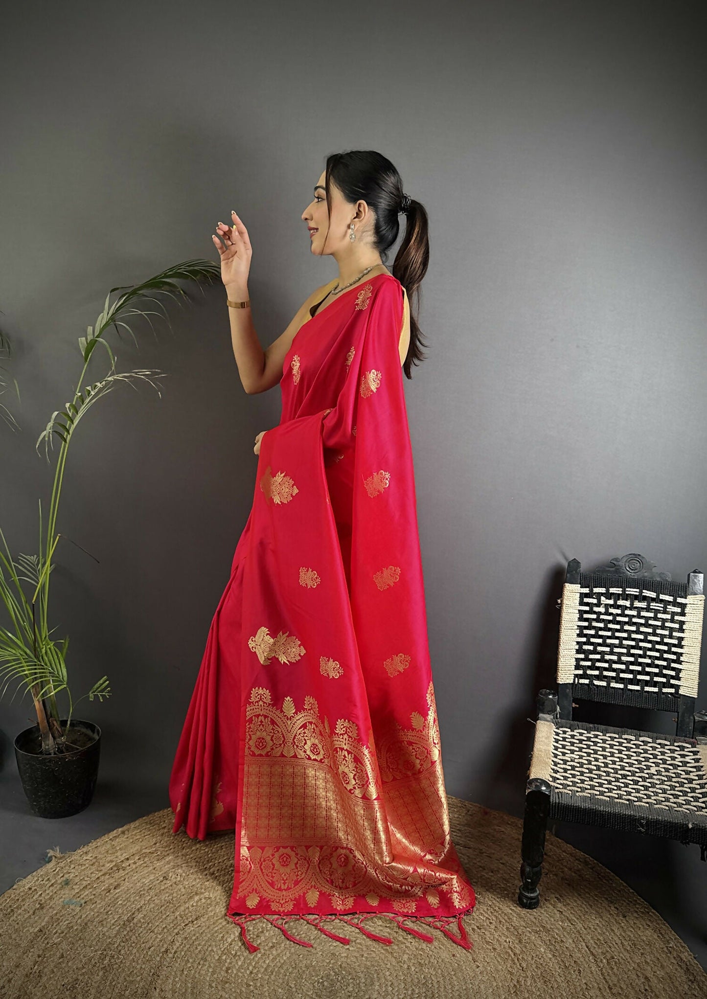 Joban Fashion Red Banarasi Lichi Silk Gold Zari Meena Saree | Swadesiicart