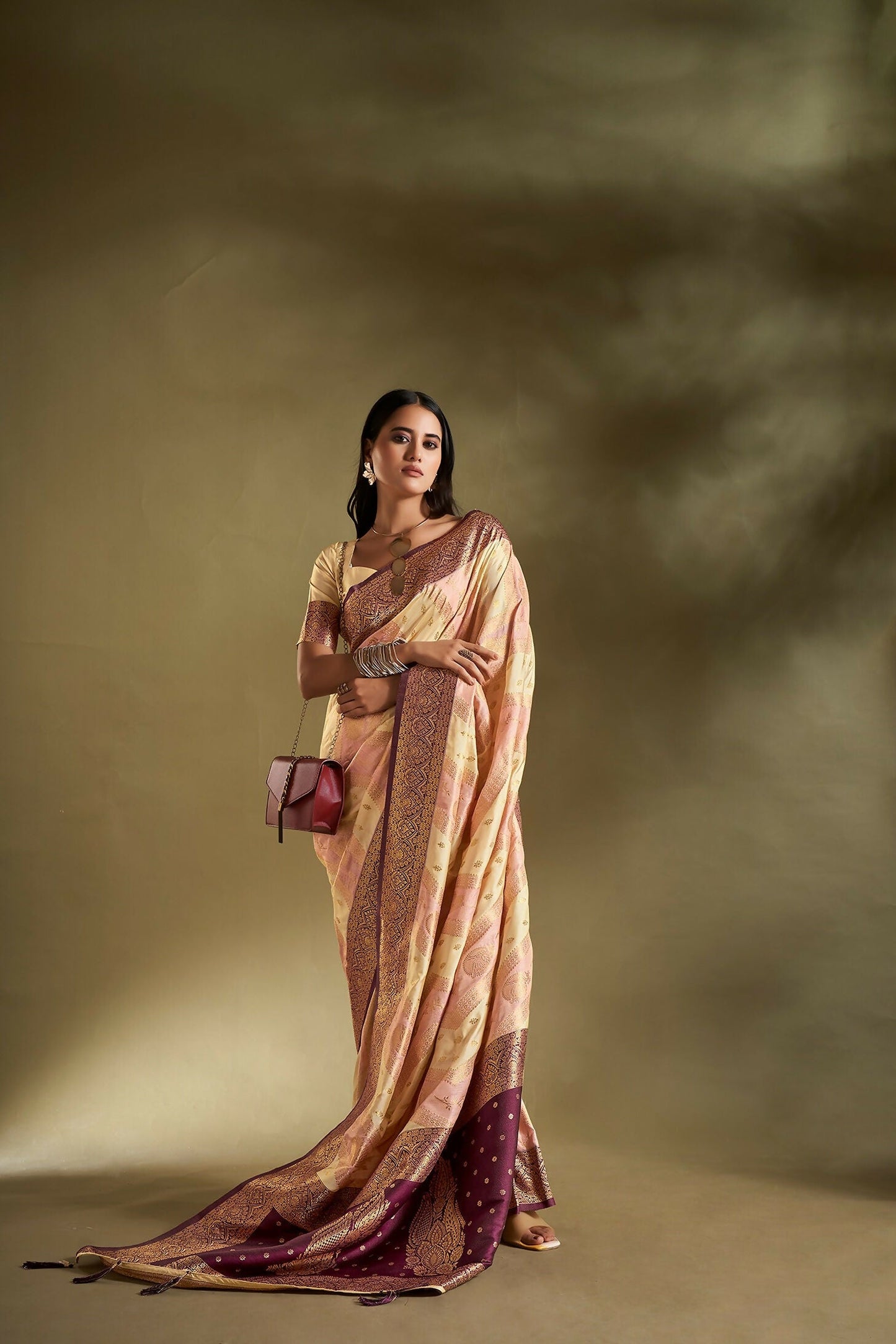 Joban Fashion Cream & Light Pink Plain With Weaving Border Banarasi Silk Sarees | Swadesiicart