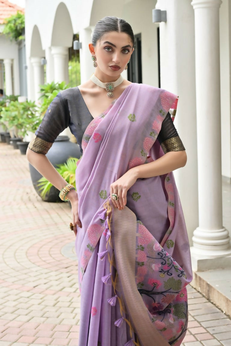 Vishnu Weaves Women's Lavender Muga Cotton Thread Weaving Saree with Blouse - Swadesiicart