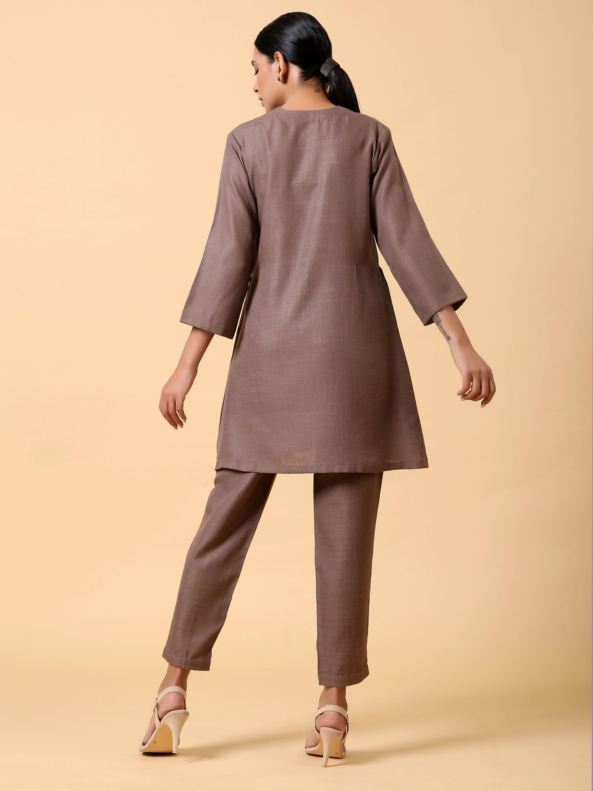 trueBrowns Cotton Linen Burnt Brown Pleated Co-Ord Set - Swadesiicart
