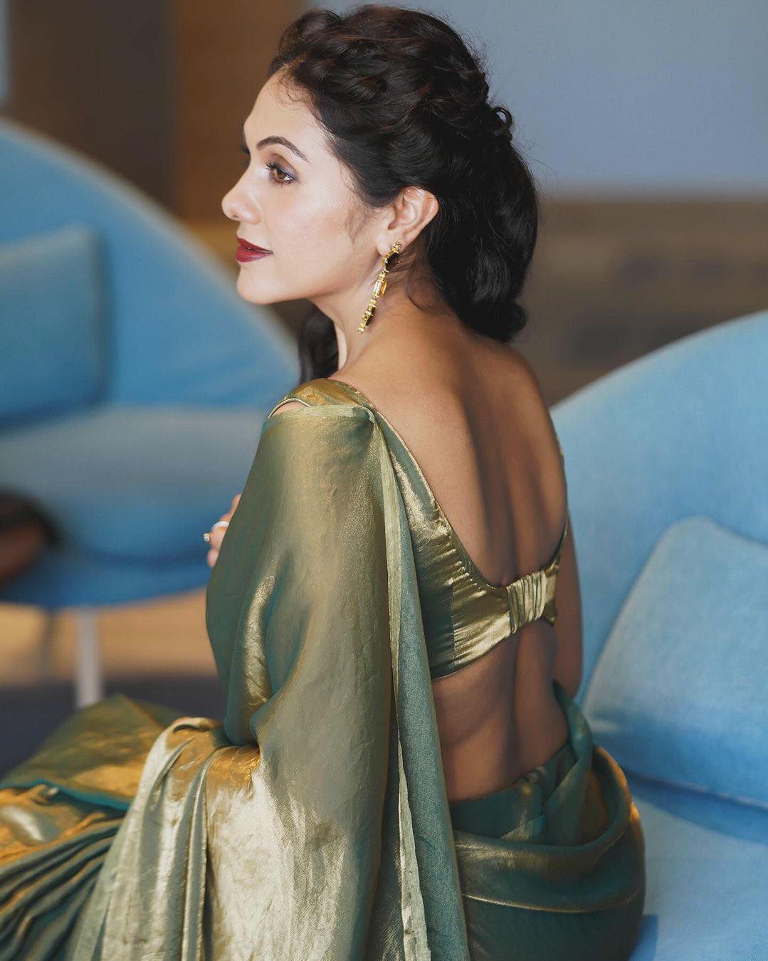 Lorenvalley Fashion Sheded Green Fendy Silk Wedding And Partywear Saree - Swadesiicart