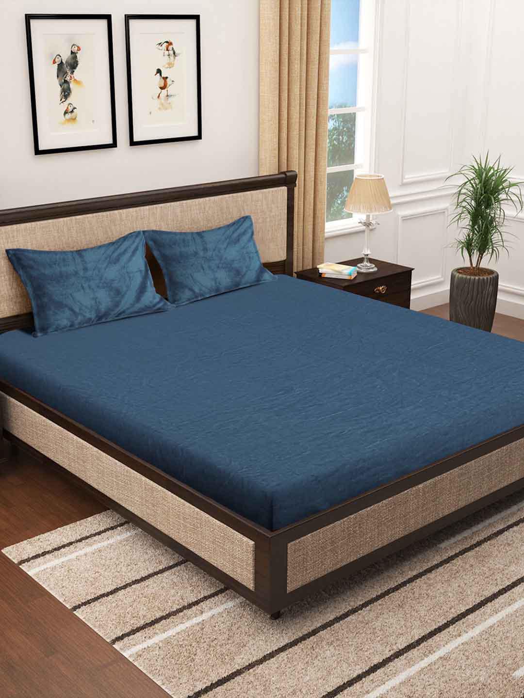 KLOTTHE Turquoise Blue 300 TC Woolen Fitted King Bedsheet With 2 Pillow Covers - Swadesiicart