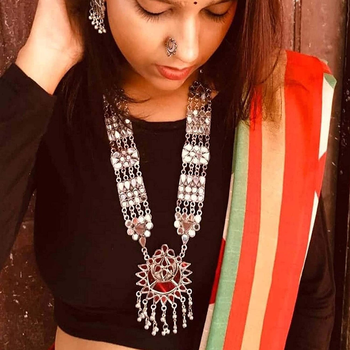 Silver-Plated Alloy Long Kundan Studded Silver Oxidised Necklace - The Pari | Swadesiicart