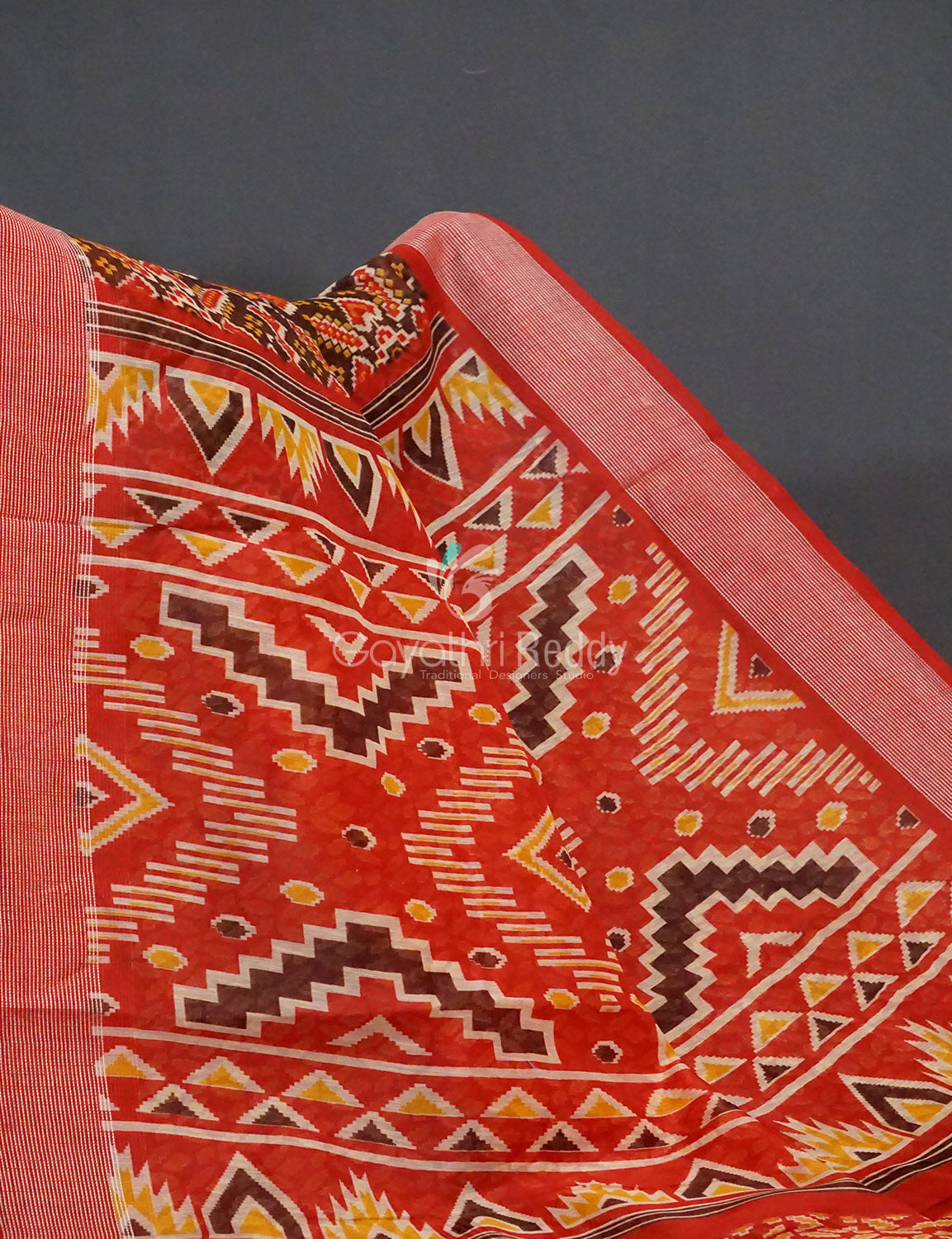 Shades of Mehendi Green Patola Print Semi Chanderi Saree By Gayathri Reddy Designer Studio | Swadesiicart