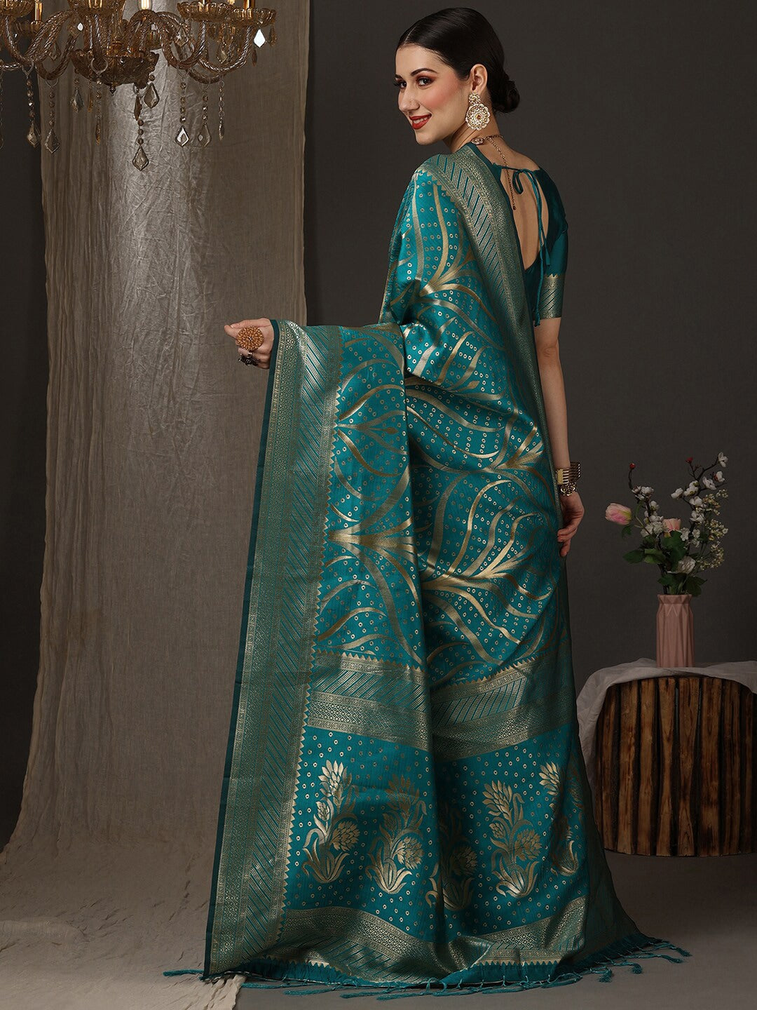 Saree Mall Woven Design Zari Silk Blend Banarasi Saree | Swadesiicart