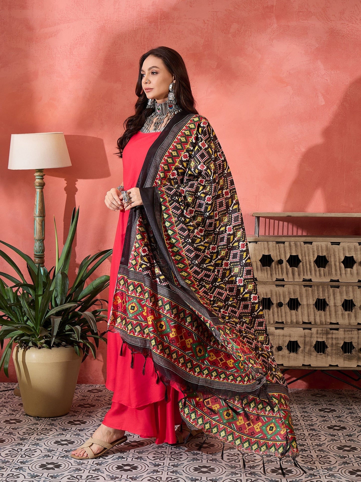InWeave Red Strappy Kurta Set Black Patola Dupatta - Swadesiicart