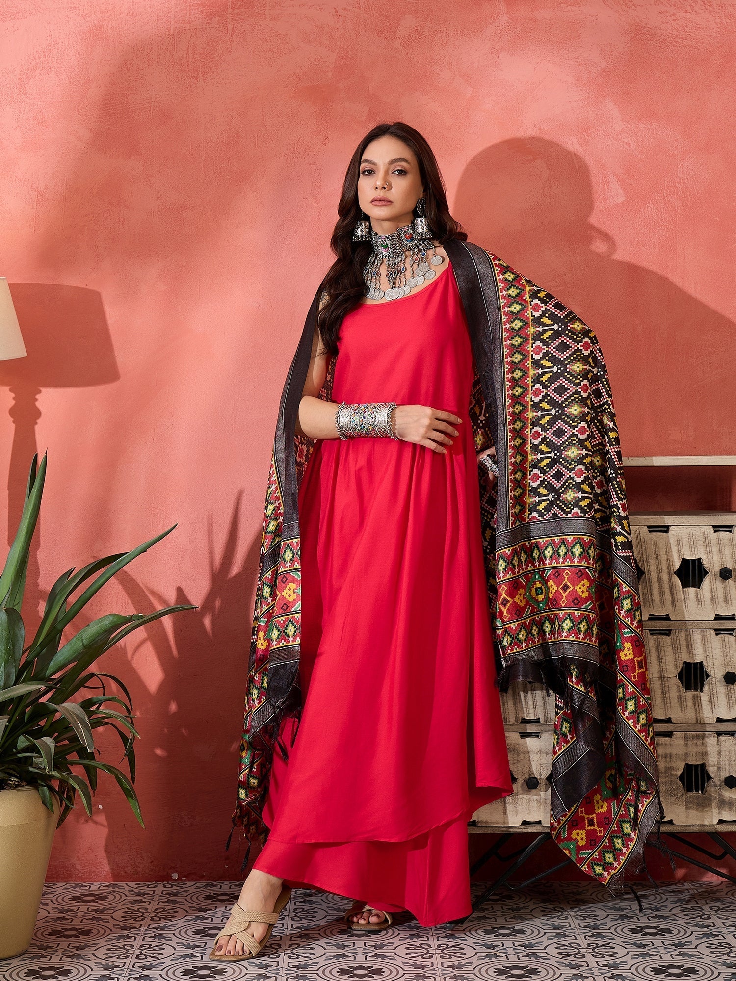 InWeave Red Strappy Kurta Set Black Patola Dupatta - Swadesiicart