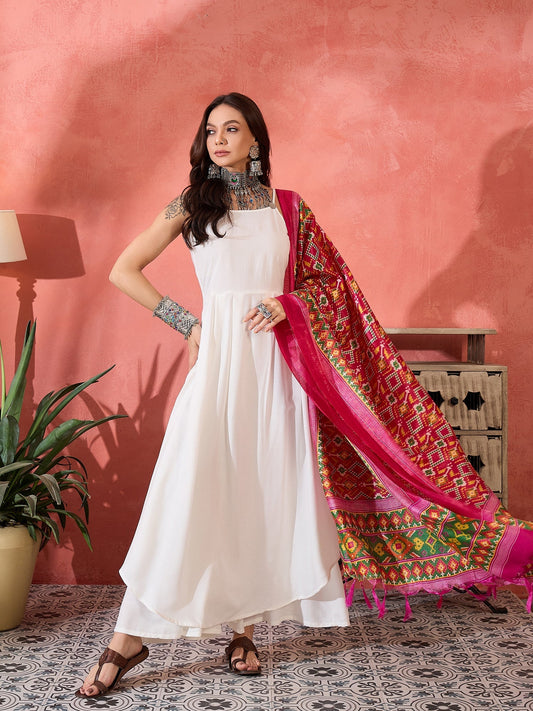 InWeave White Strappy Kurta Set Pink Patola Dupatta - Swadesiicart
