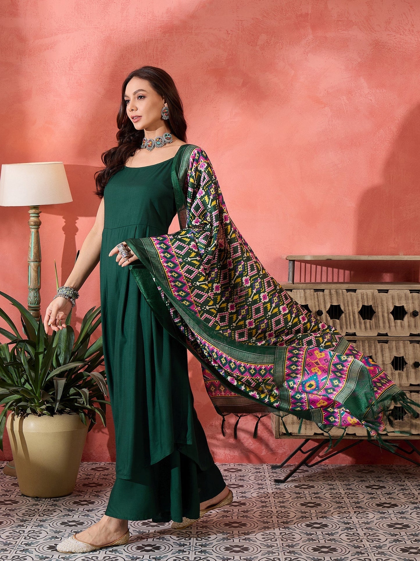InWeave Green Strappy Kurta Set Green Patola Dupatta - Swadesiicart