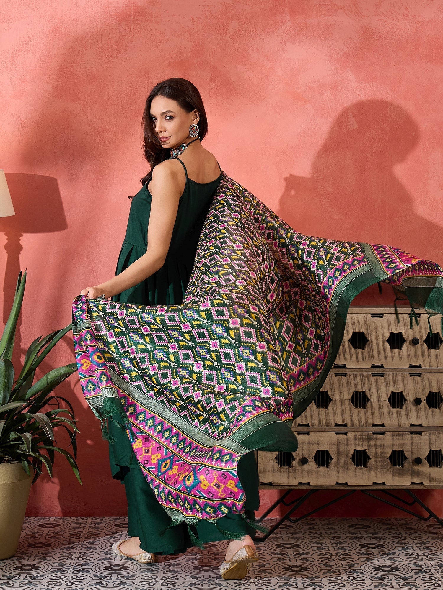 InWeave Green Strappy Kurta Set Green Patola Dupatta - Swadesiicart