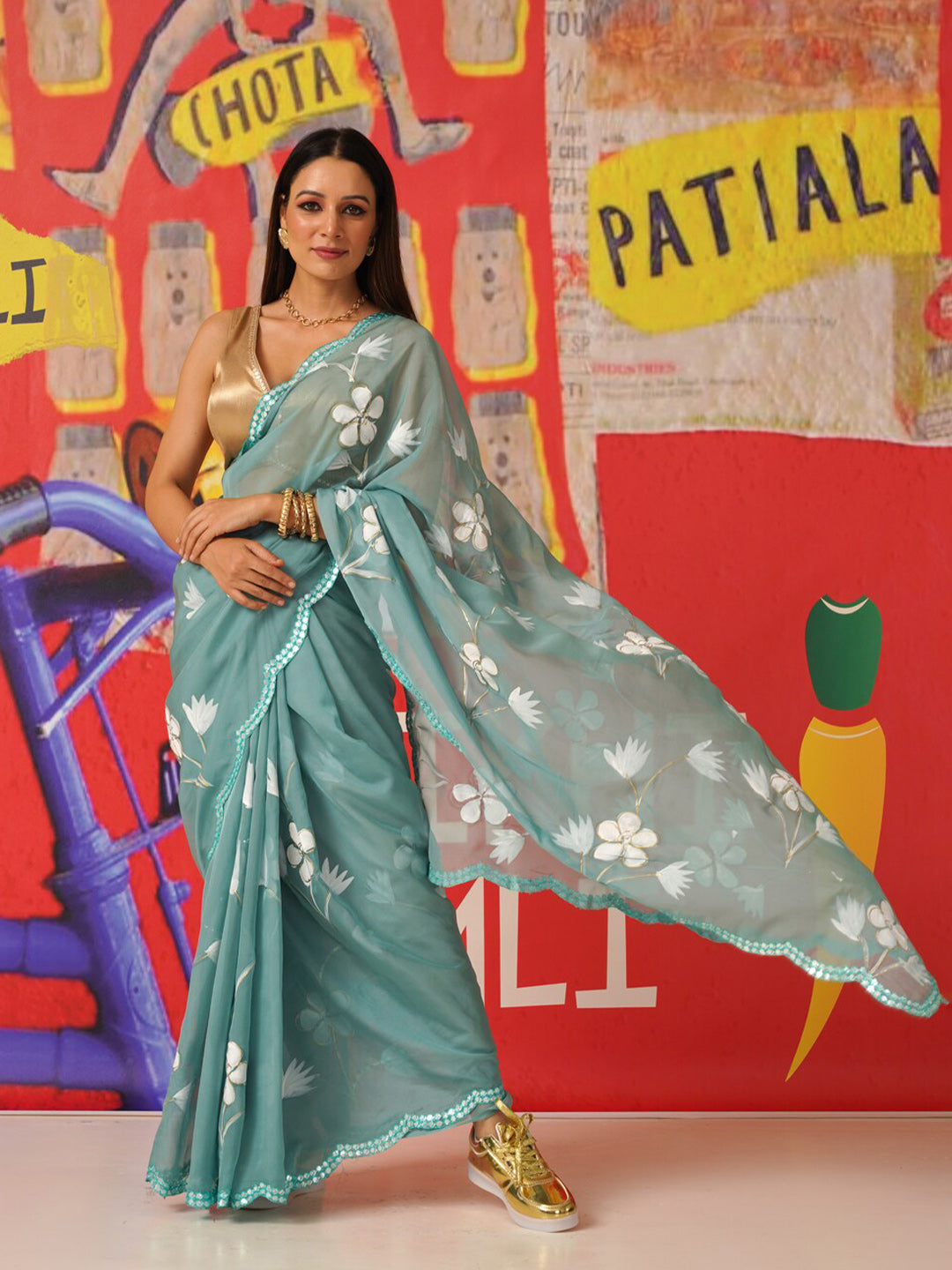 Tikhi Imli Floral Organza Designer Saree | Swadesiicart