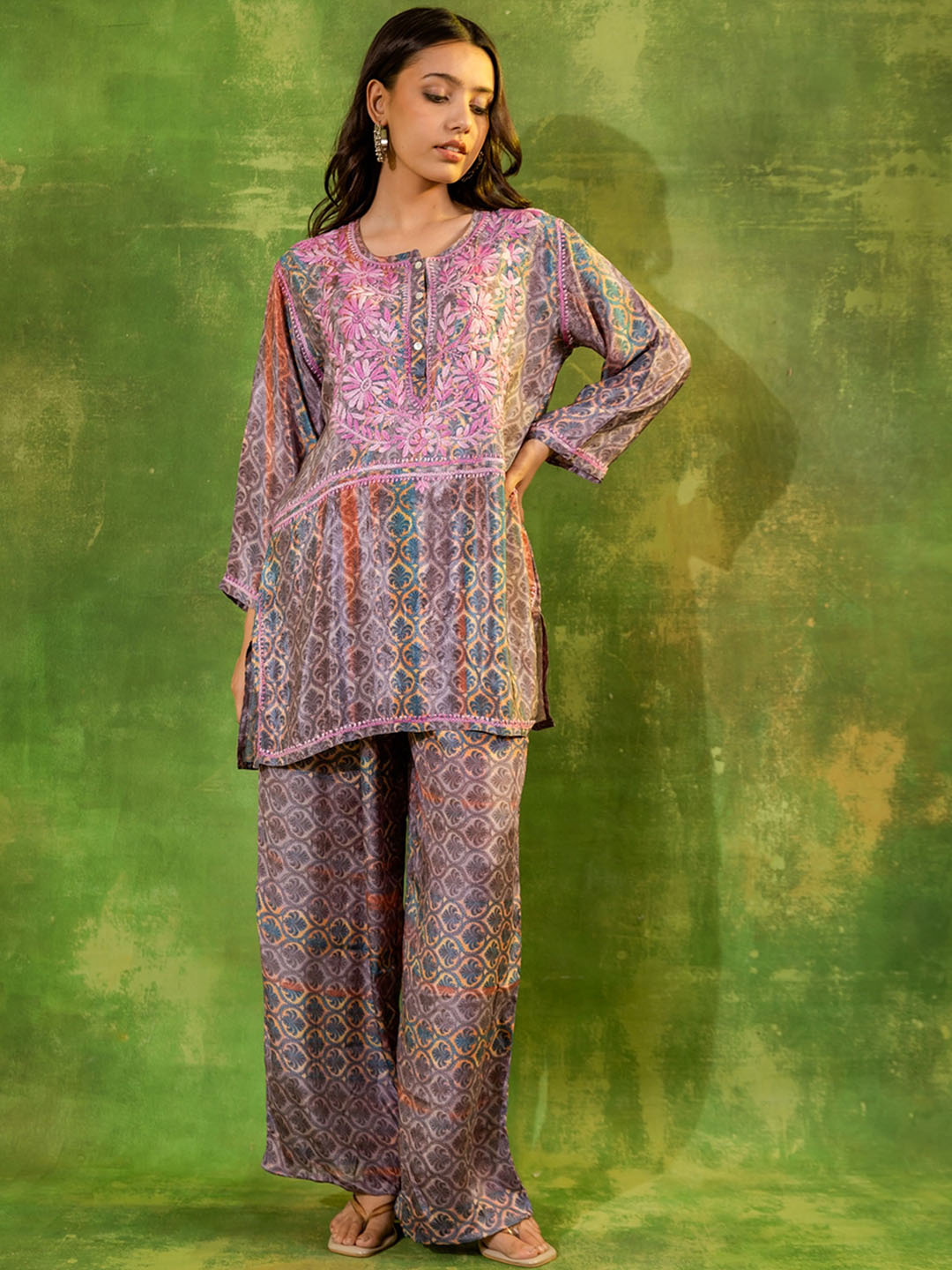 HOUSE OF KARI Floral Embroidered Regular Chikankari Straight Kurta with Palazzos | Swadesiicart