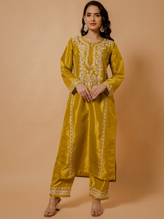HOUSE OF KARI Floral Embroidered Silk Chikankari Kurta | Swadesiicart
