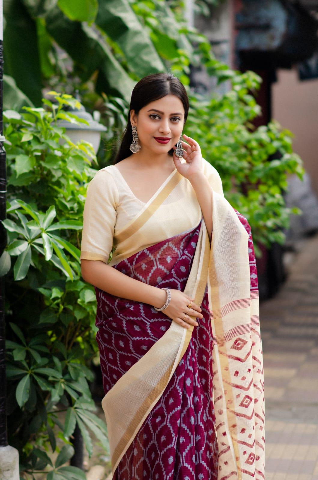 Maroon Polycotton Ethnic Motifs Saree with Unstitched Blouse - Hiral Fashion | Swadesiicart