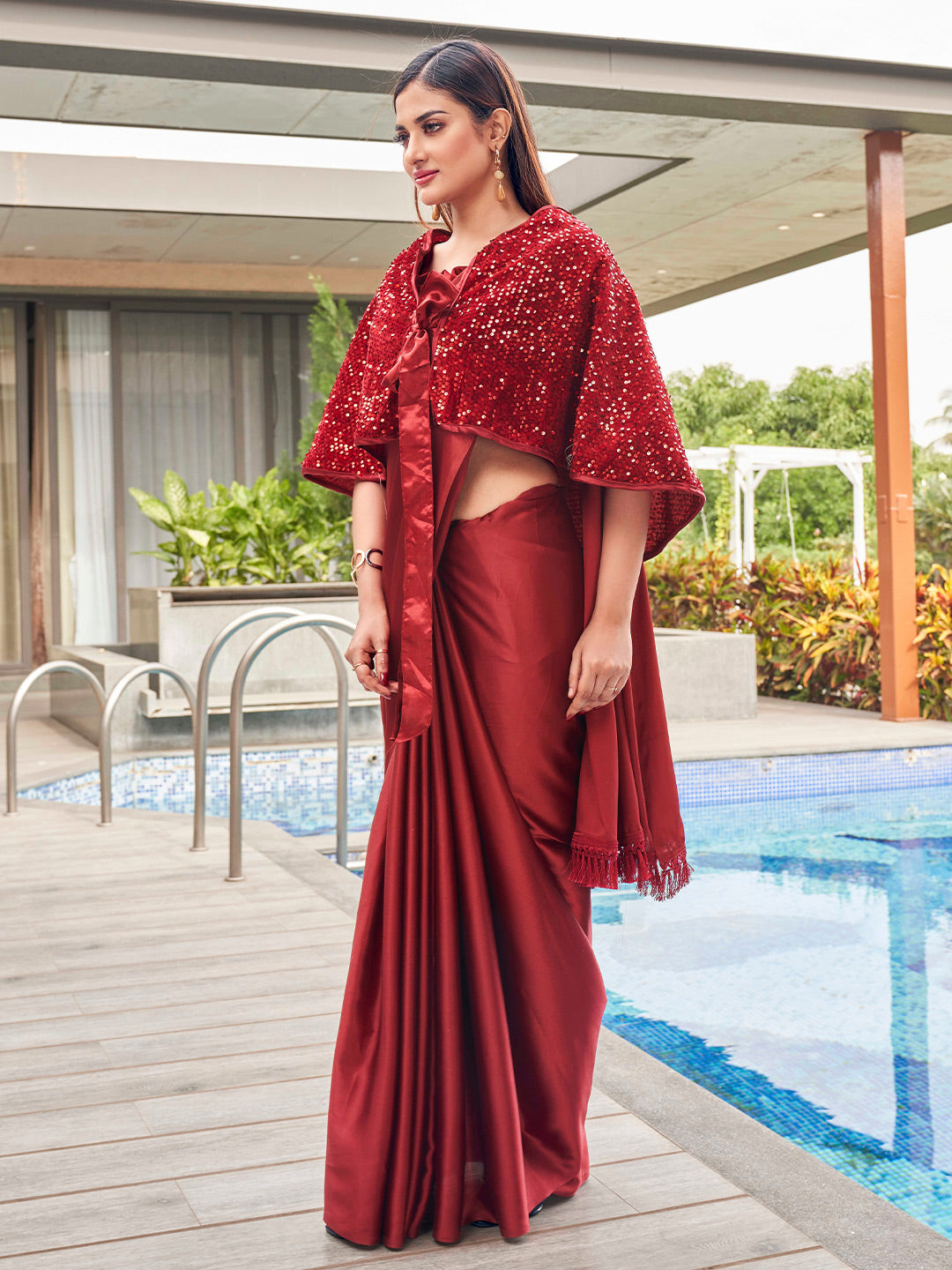 Tikhi Imli Party Satin Saree With Sequined Cape | Swadesiicart