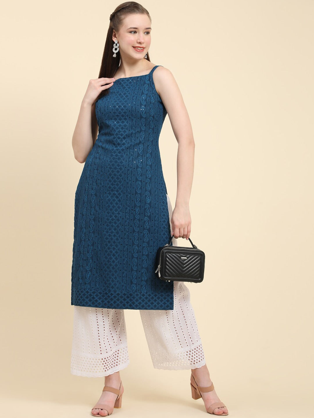 Kalini Floral Embroidered Chikankari Georgette Kurta | Swadesiicart