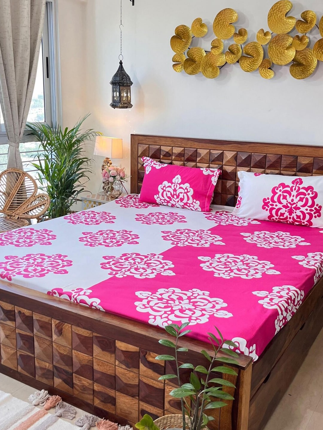 URBAN SPACE Divine White Ethnic Motifs 144 TC Cotton Queen Bedsheet & 2 Pillow Covers - Swadesiicart