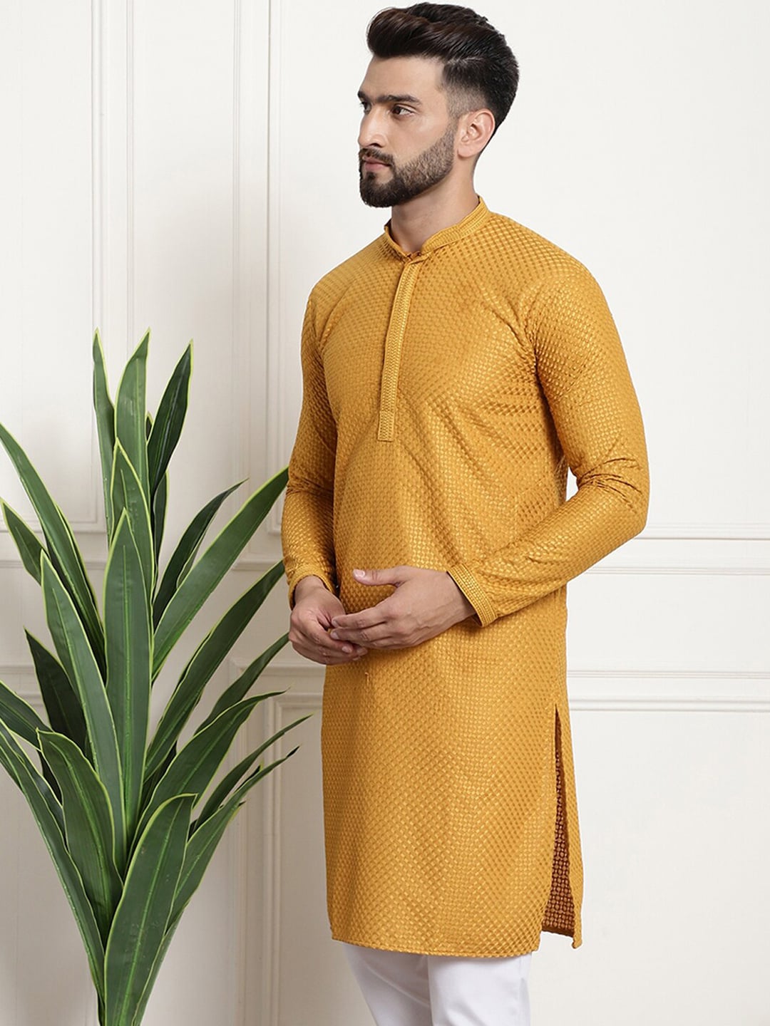 Sojanya Geometric Embroidered Thread Work Pure Cotton Straight Kurta | Swadesiicart