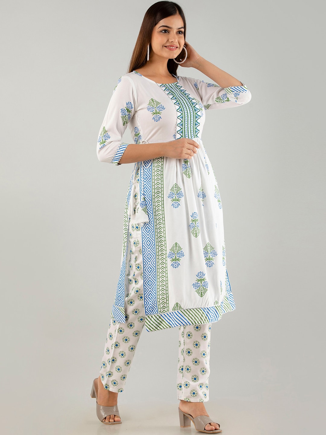 Kalini Floral Printed Pleated Gotta Patti Kurta with Trousers - Swadesiicart