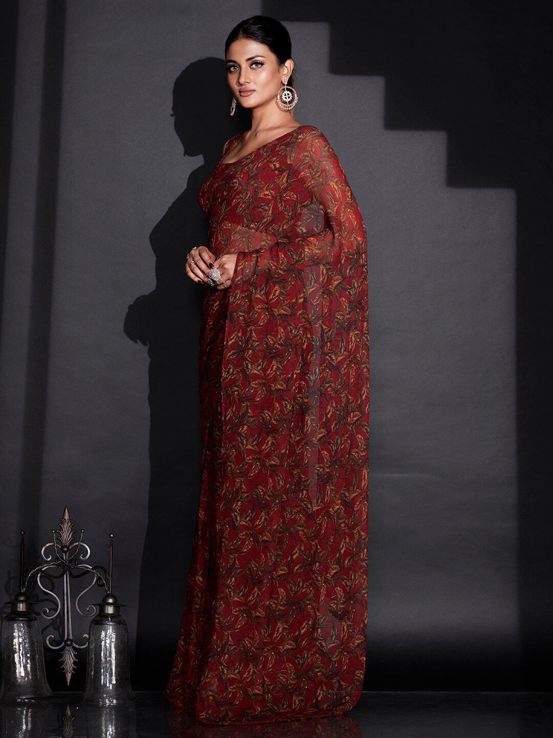 Tikhi Imli Red & Green Floral Printed Poly Georgette Ready To Wear Saree | Swadesiicart