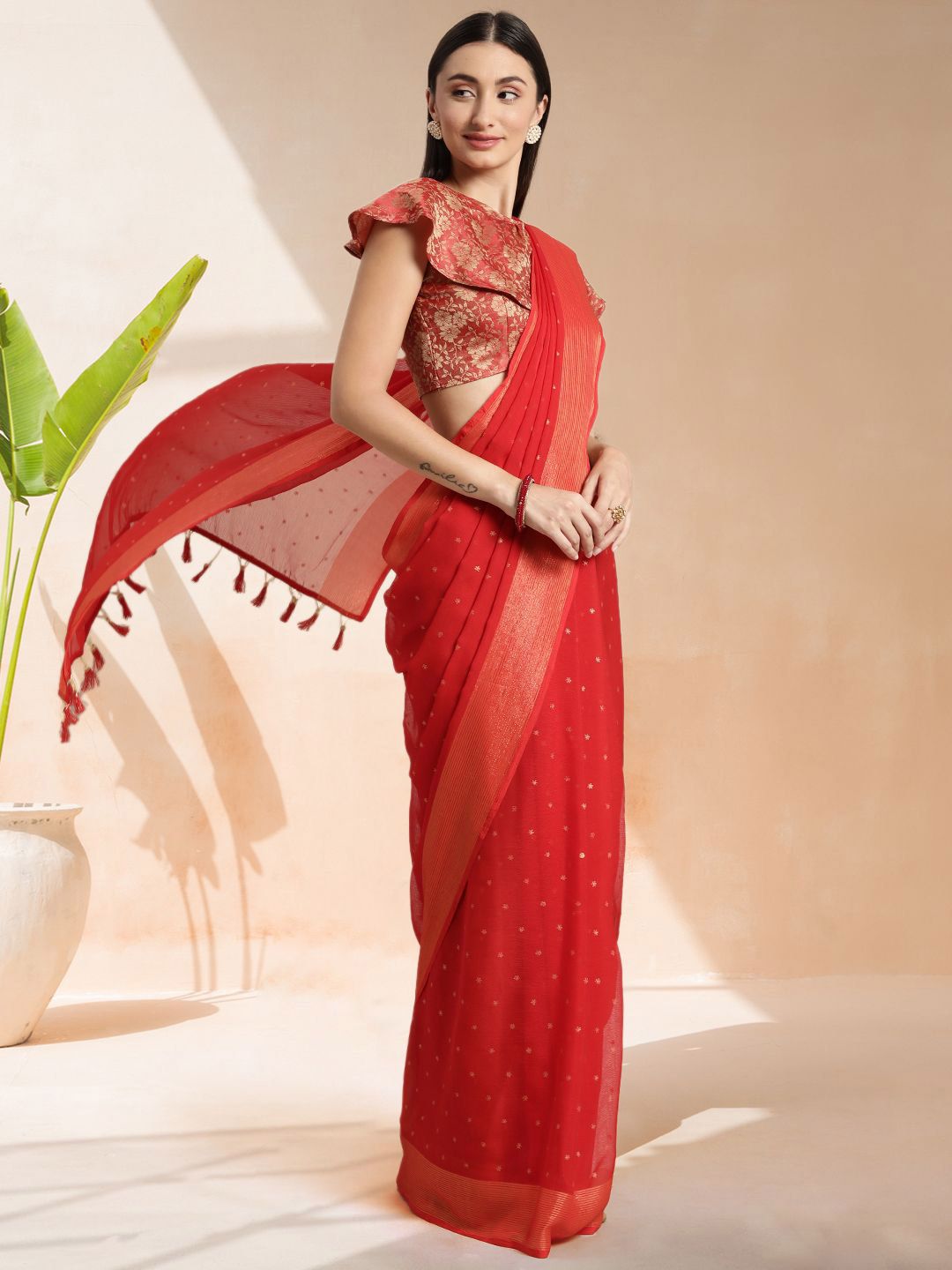 Mitera Floral Printed Ready to Wear Saree | Swadesiicart