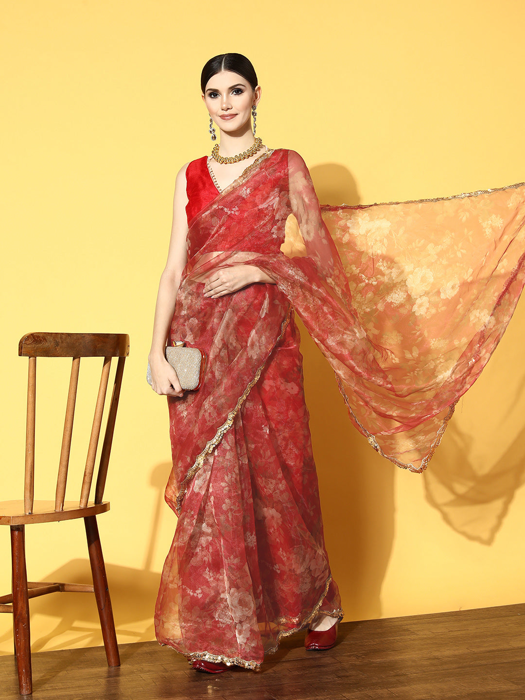 Tikhi Imli Red Floral Sequinned Organza Saree | Swadesiicart