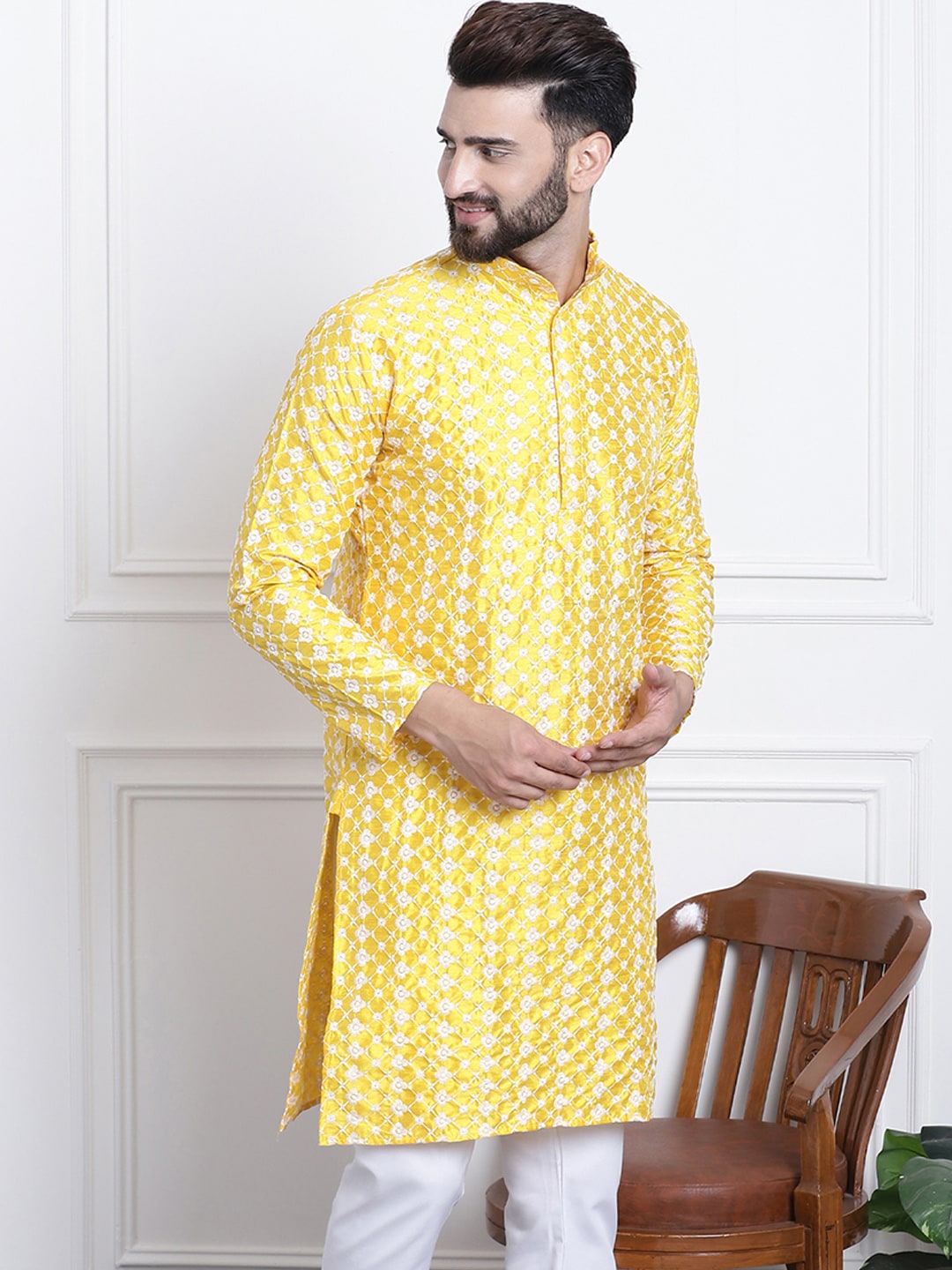 Sojanya Men Yellow & White Ethnic Motifs Embroidered Straight Kurta | Swadesiicart