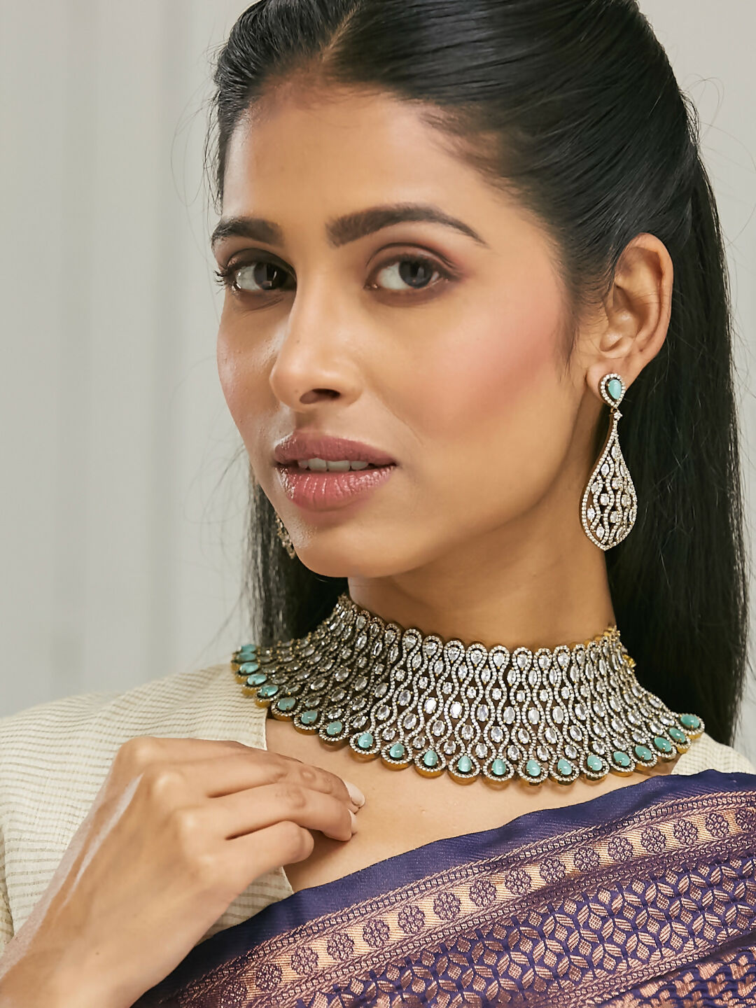 Nuyug 22k Gold-Plated Zircon Choker Set | Swadesiicart