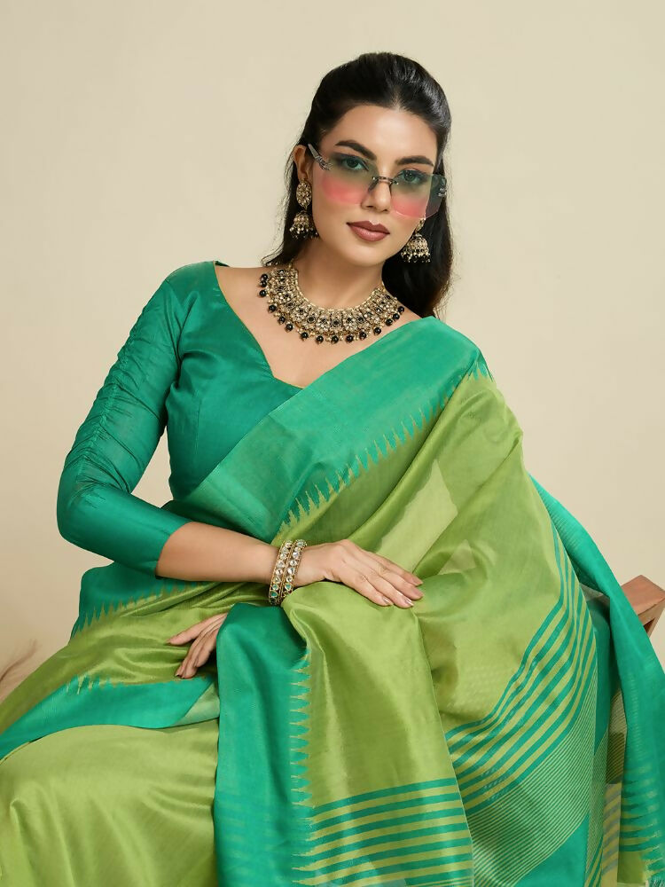 Vishnu Weaves Women's Parrot Raw Silk Thread Woven Saree with Blouse - Swadesiicart