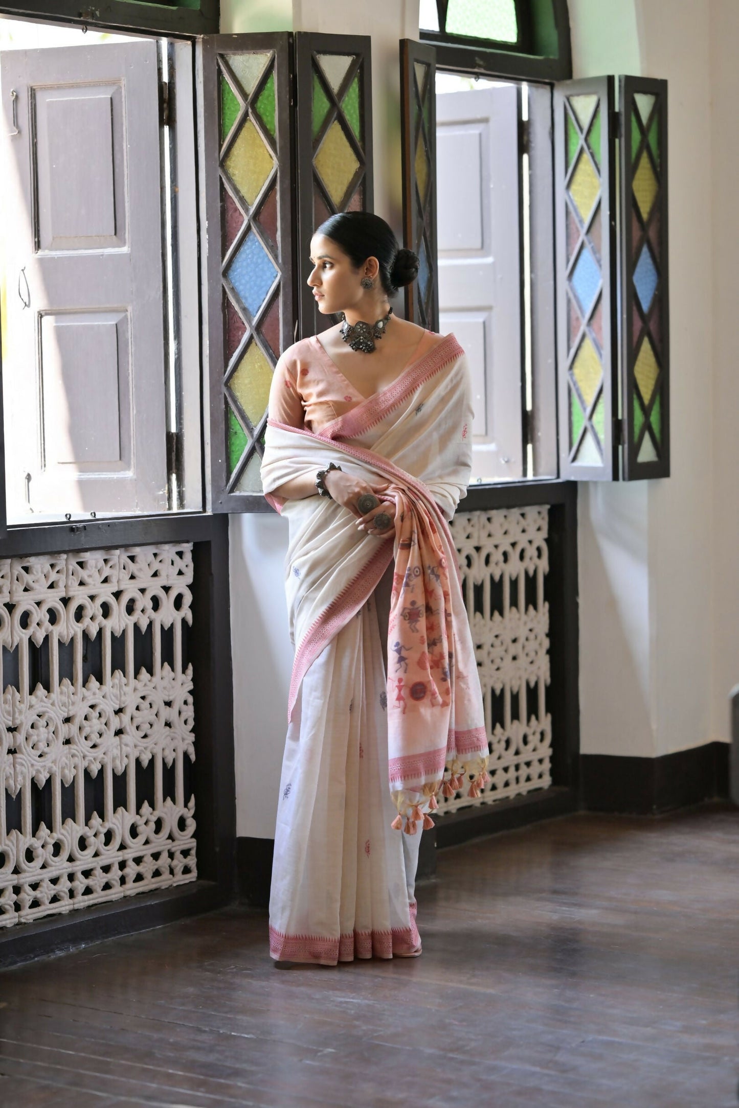 Vishnu Weaves Women's Maroon Muga Cotton Saree with Blouse - Swadesiicart