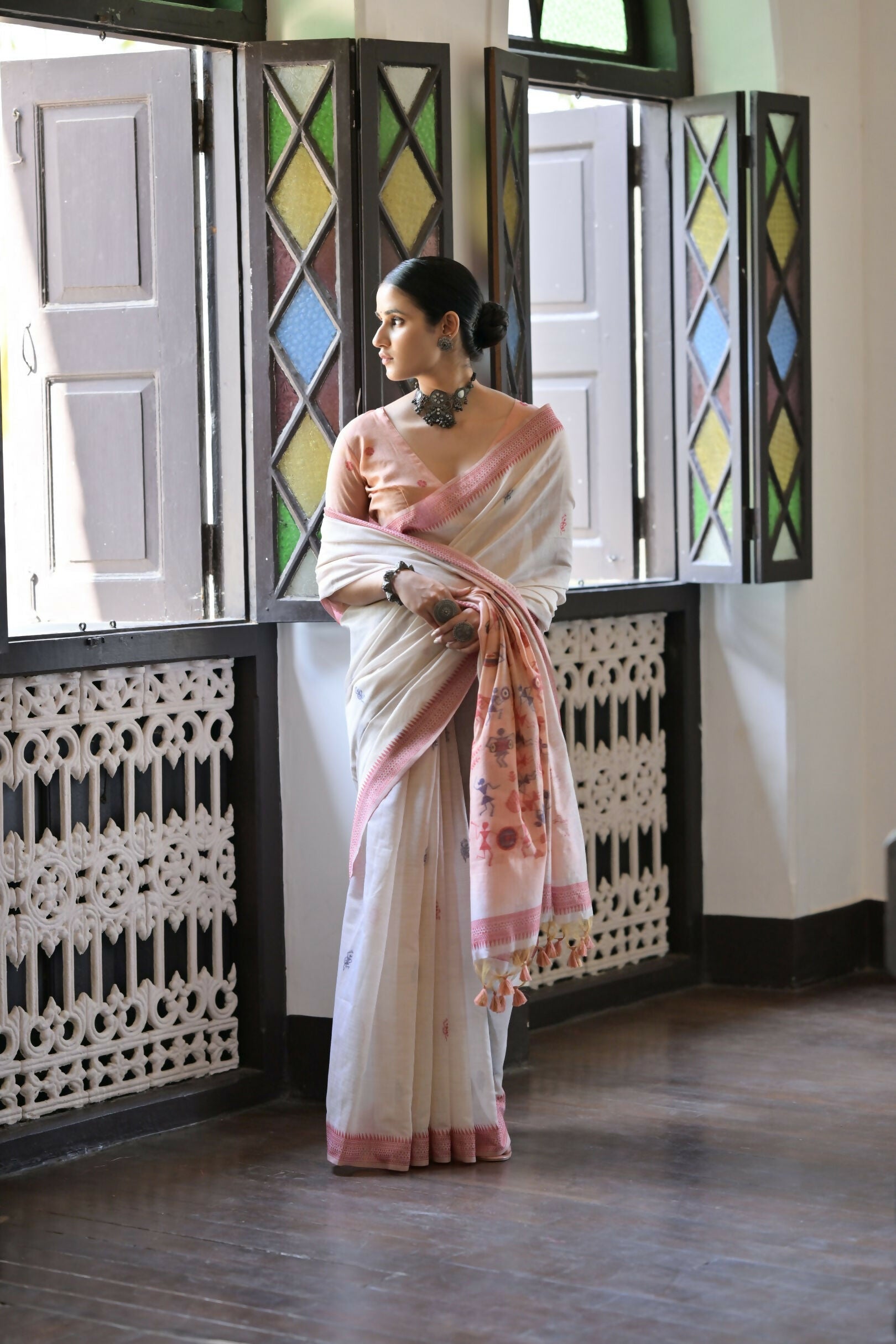 Vishnu Weaves Women's Maroon Muga Cotton Saree with Blouse - Swadesiicart