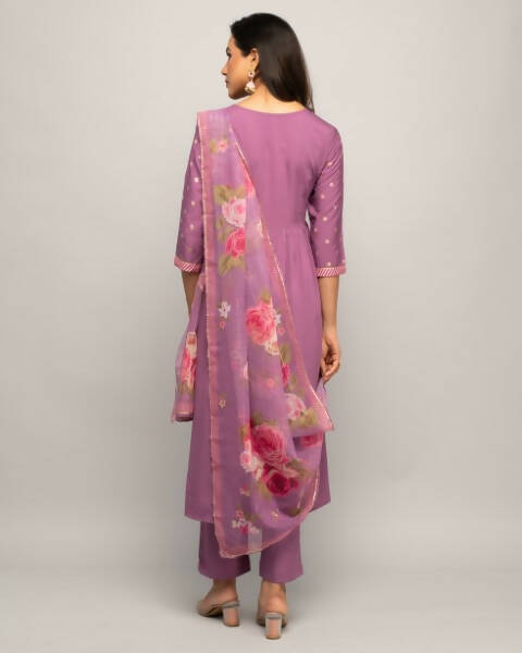 FIORRA Women's Lavender Creap A-Line Kurta Pant With Dupatta - Swadesiicart