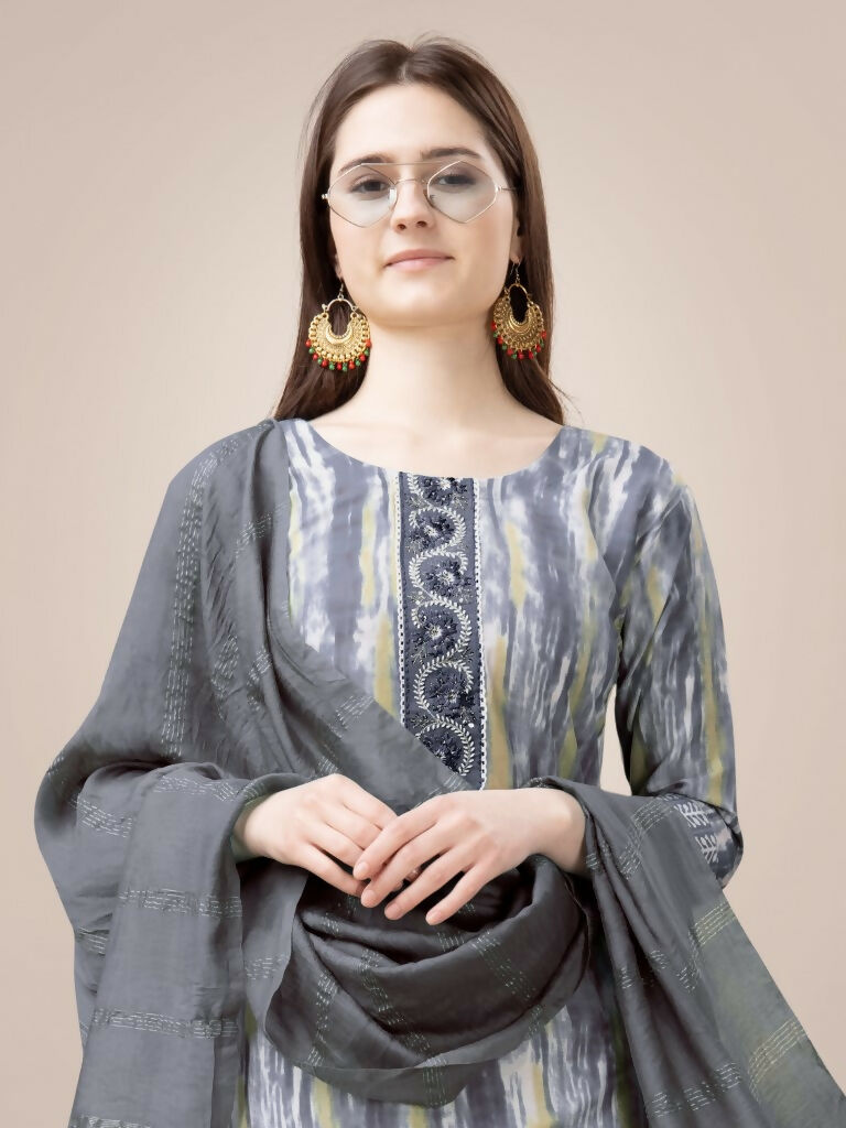 Jyoti Fashion Women's Grey Rayon Print with Embroidery & Fancy Lace Work Kurta with Trouser & Dupatta | Swadesiicart