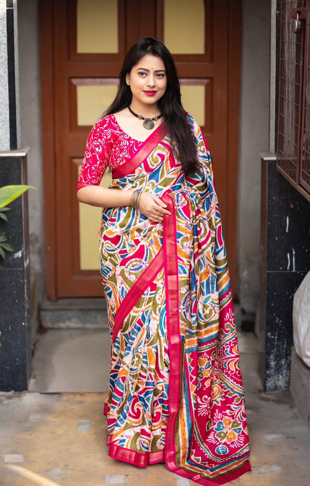 Rani Cotton Crepe Batik Print Saree with Unstitched Blouse - Hiral Fashion | Swadesiicart