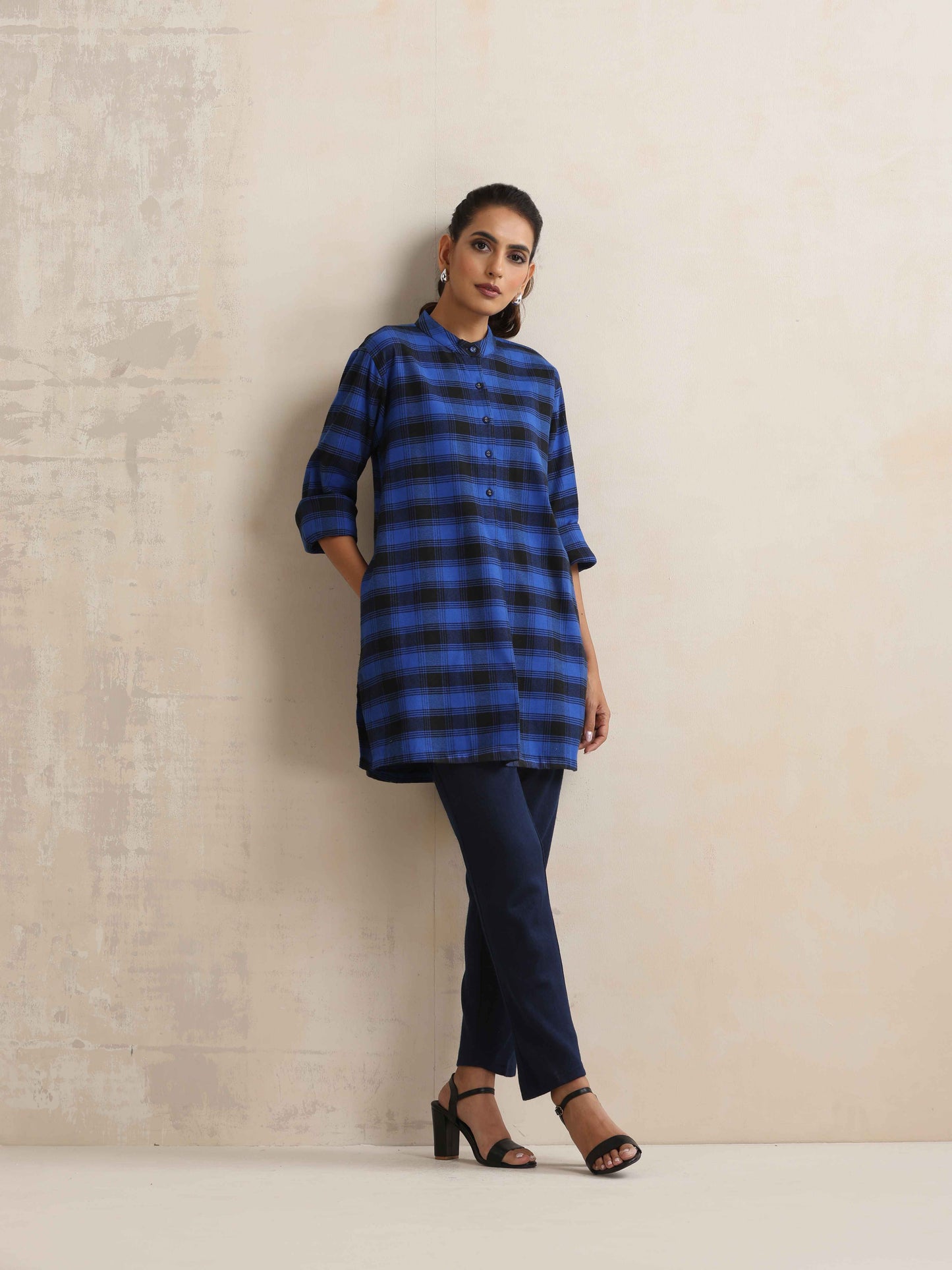 trueBrowns Blue Check Winter Top | Swadesiicart