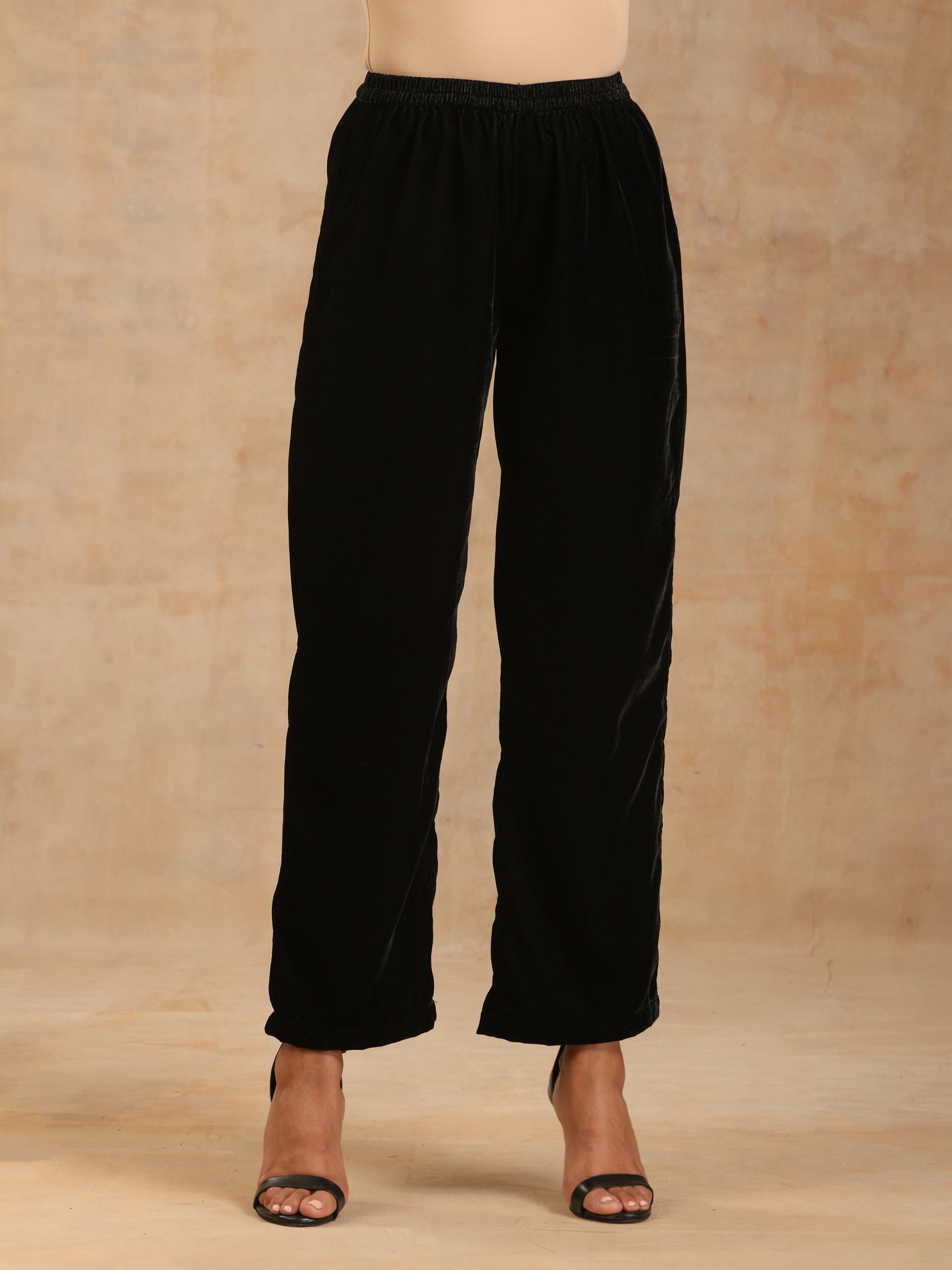 trueBrowns Black Velvet Embroidered Co-ord Set - Swadesiicart