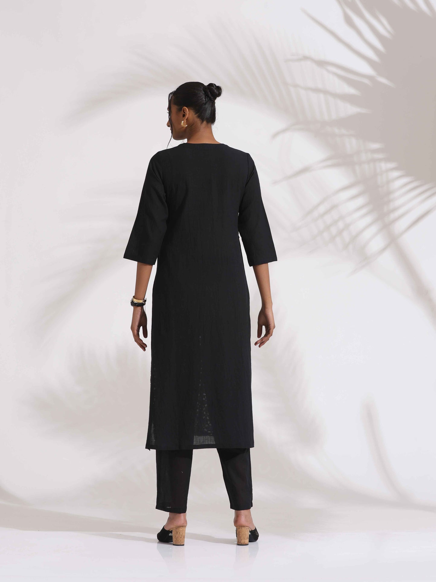 trueBrowns Black Cotton Schiffli Kurta Set | Swadesiicart