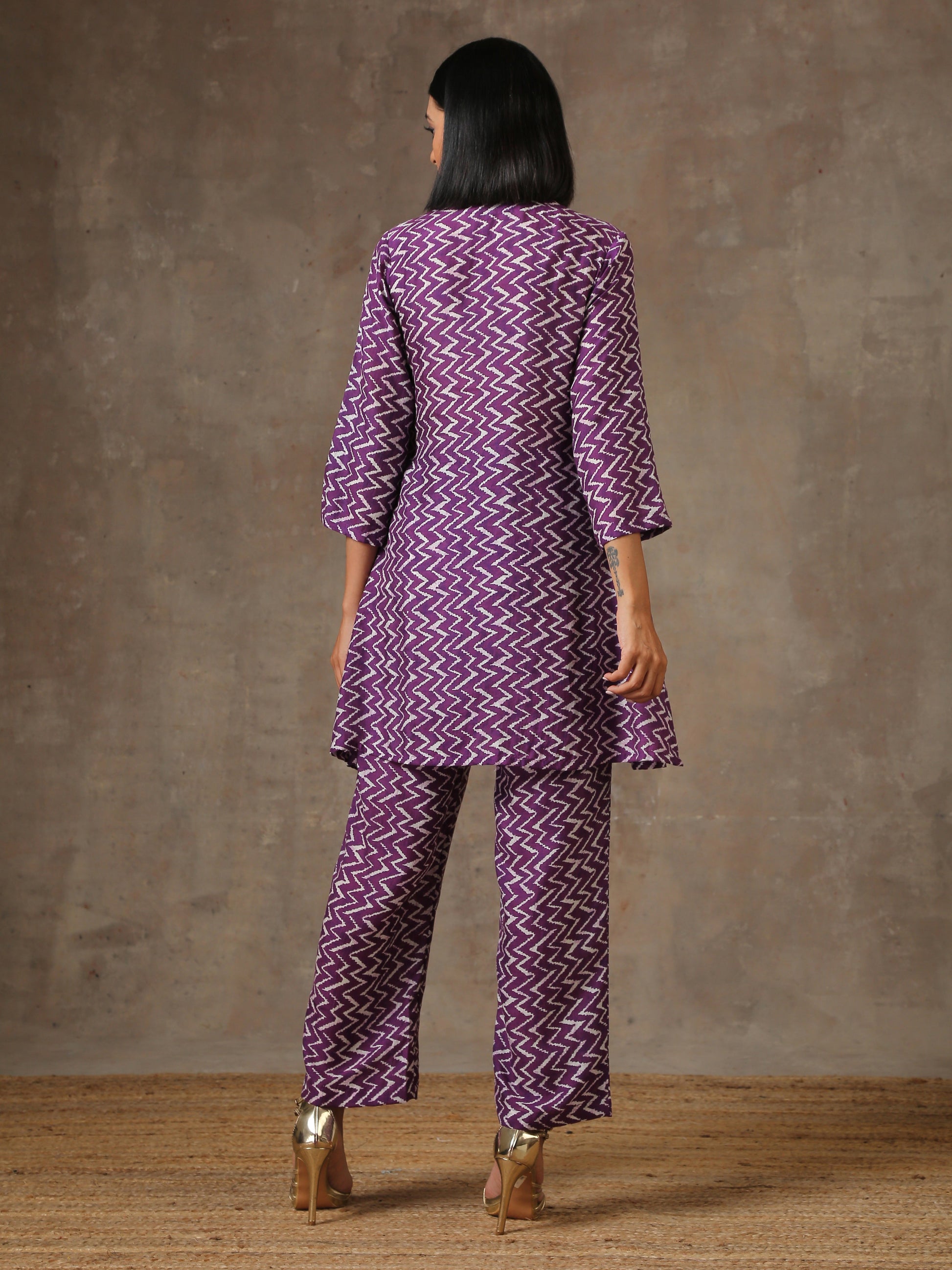 trueBrowns Purple White Lehariya Printed Silk Co-Ord Set - Swadesiicart