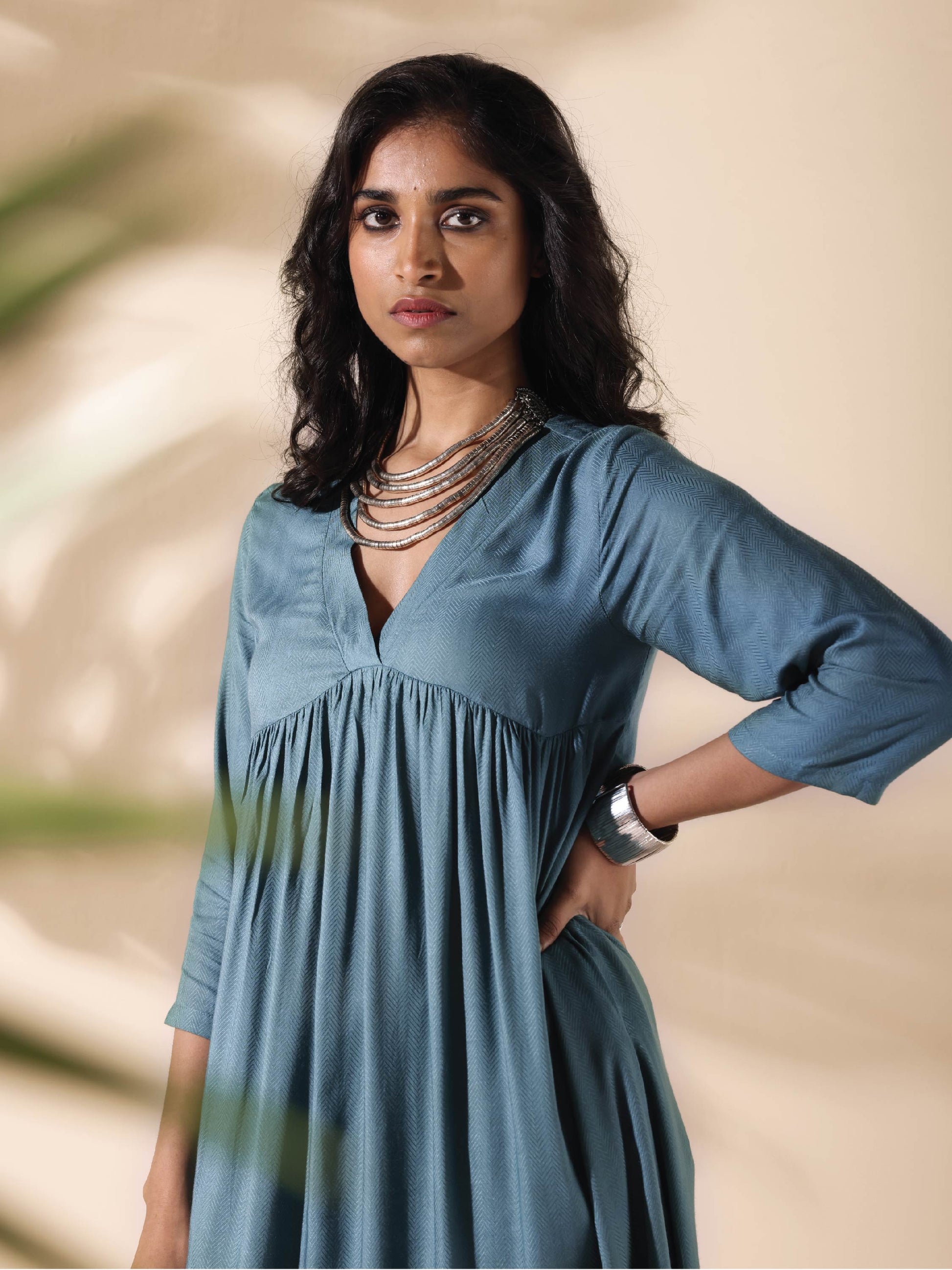 trueBrowns Turquoise Viscose Dobby Flared Kurta Pant Set | Swadesiicart